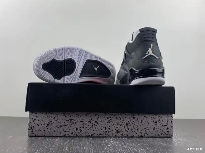 Fear Retro (2013) 626969-030 Pack Jordan 4 0505